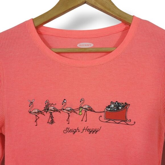 Old Navy Slim-Fit Holiday Flamingo Sleigh Graphic Thermal Knit Top Size Small - Picture 7 of 13